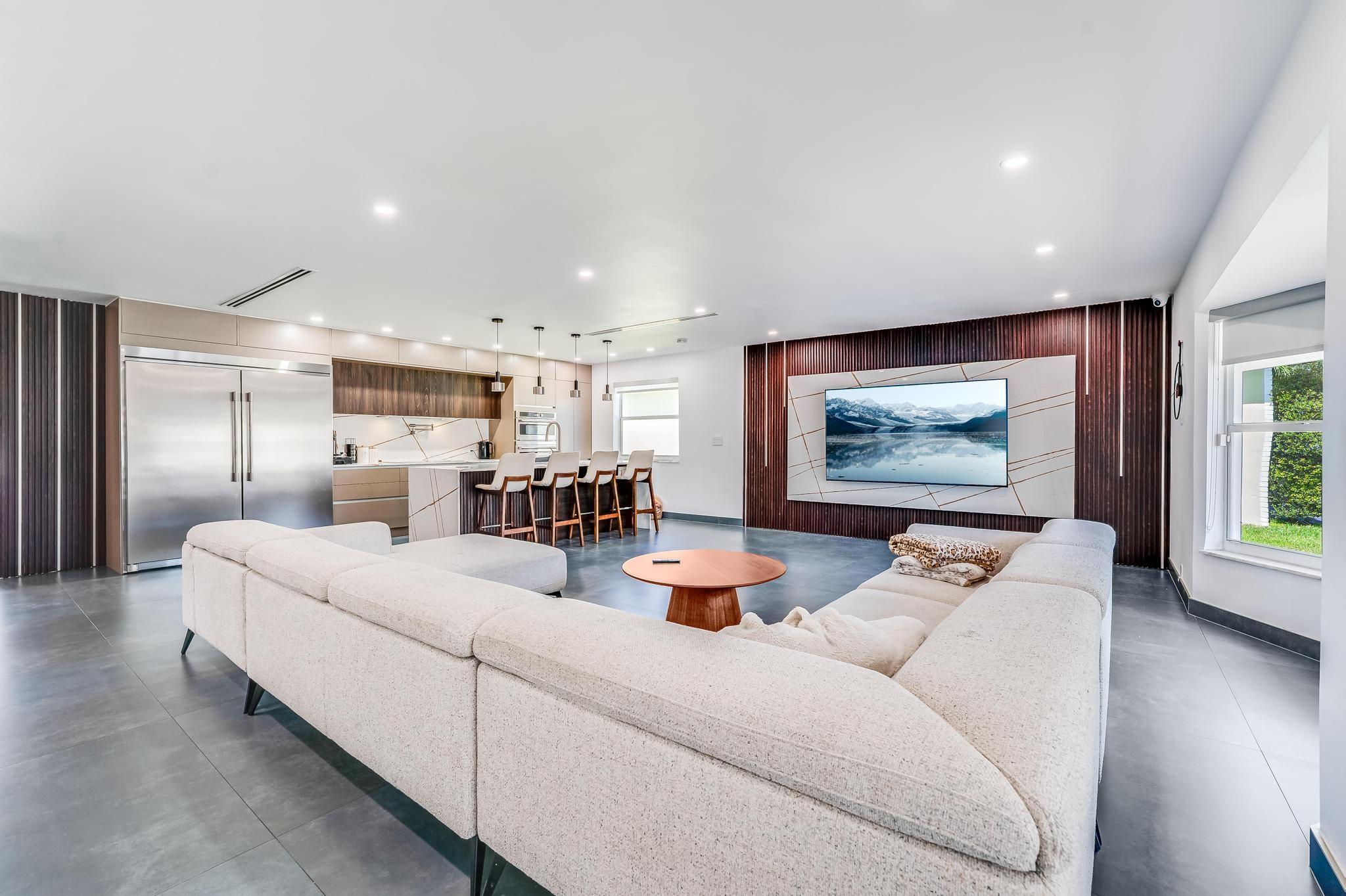 Hollywood Hills 1965 61-2 - Residential