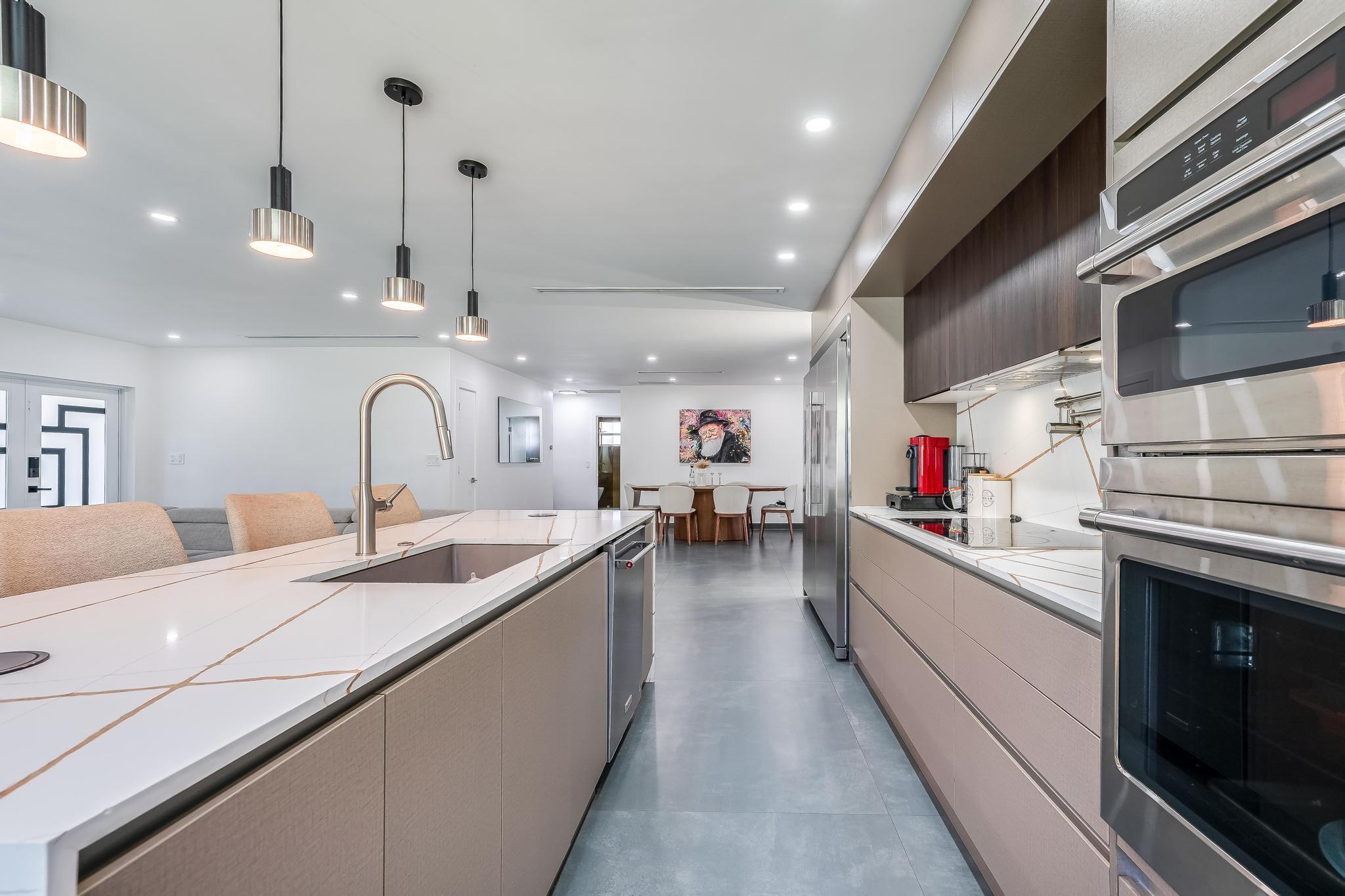 Hollywood Hills 1965 61-2 - Residential