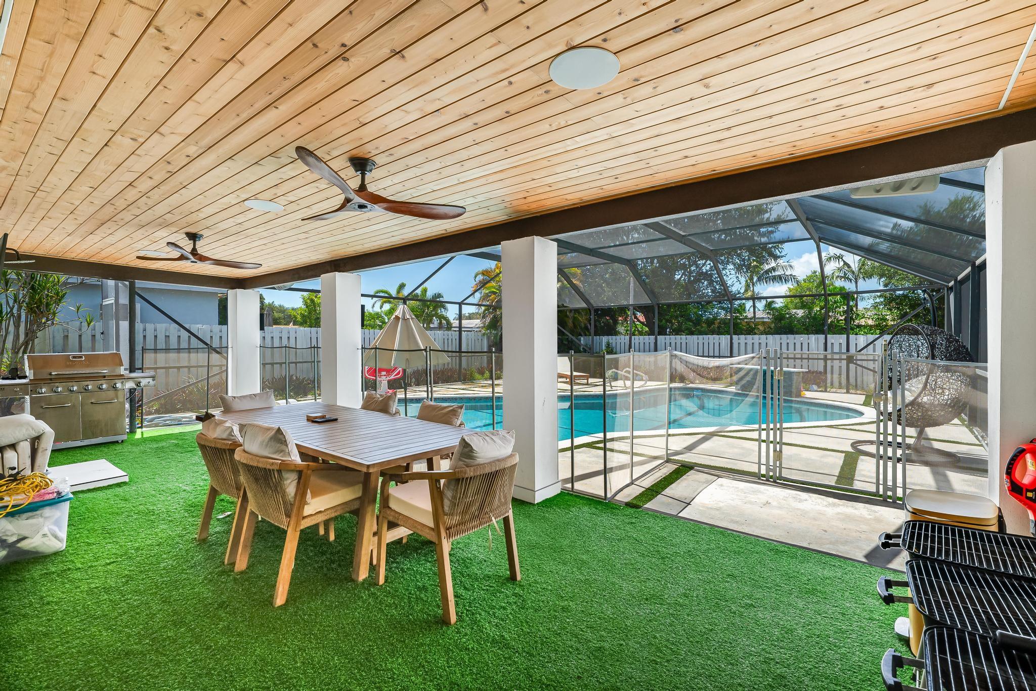 Hollywood Hills 1965 61-2 - Residential