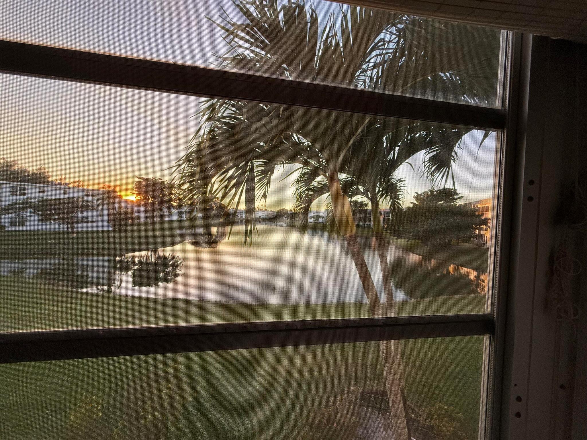 CENTURY VILLAHE -WELLINGT - Residential