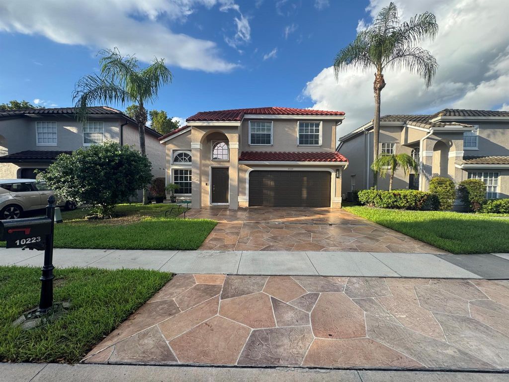 Photo of 10223 Serene Meadow Drive N, Boca Raton, FL 33428 (MLS # R11124565)
