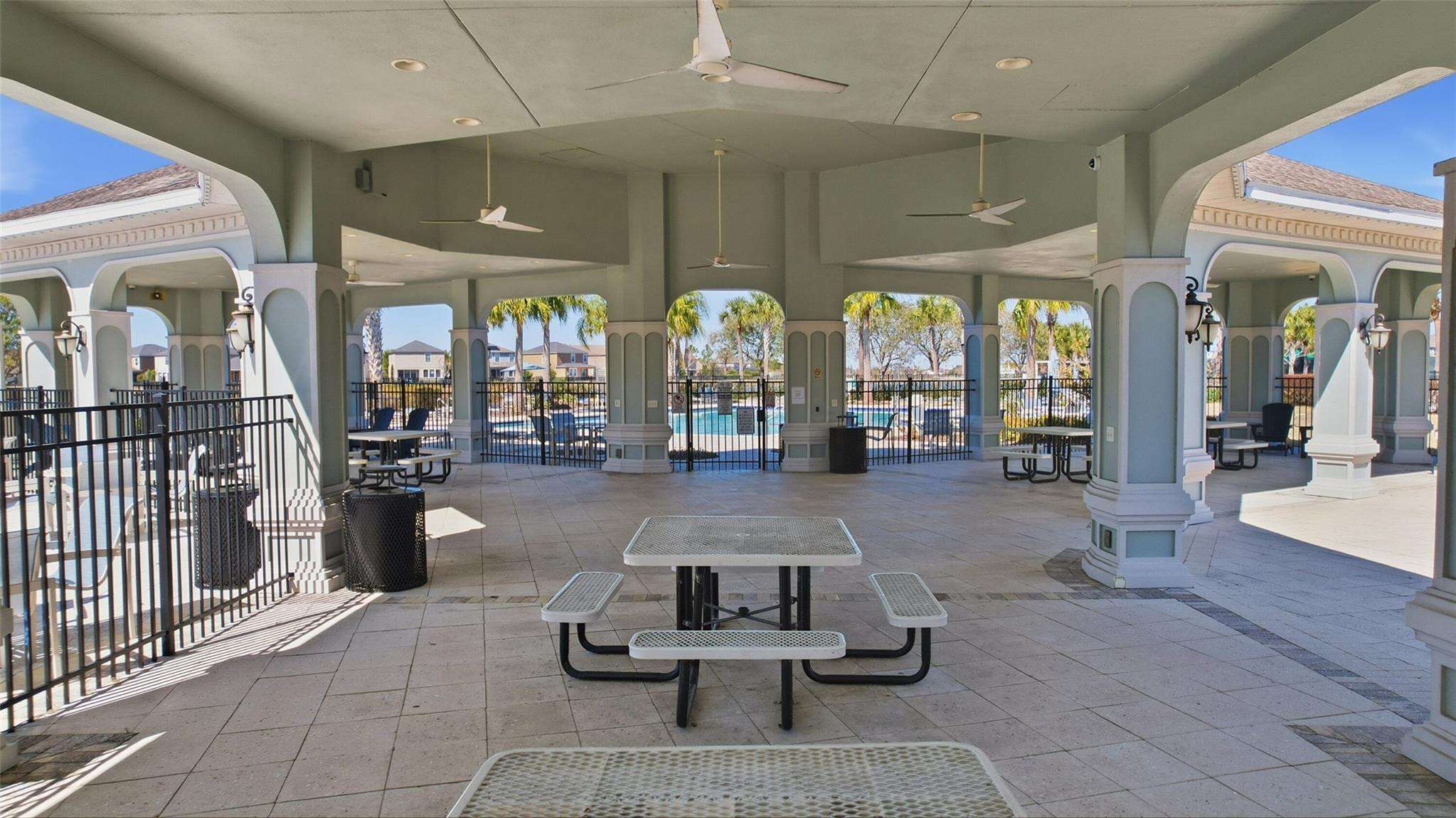 BELMONT - Residential