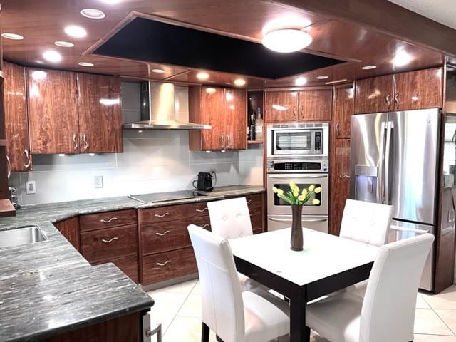 CASA LA QUINTA CONDO - Residential