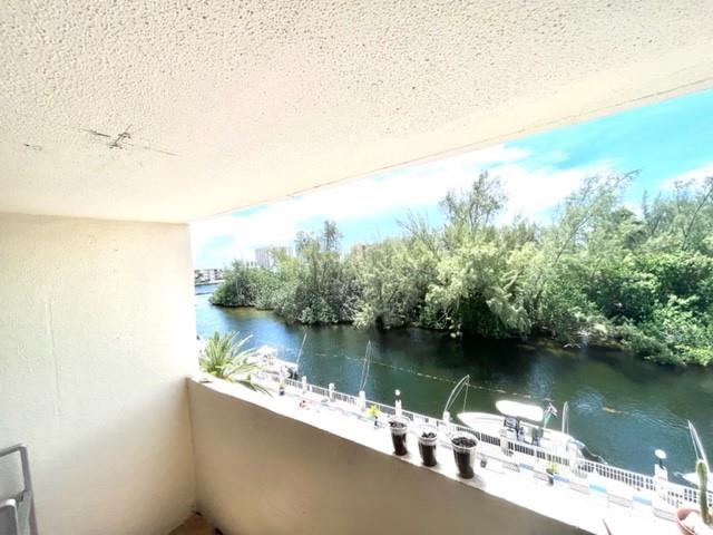 CASA LA QUINTA CONDO - Residential