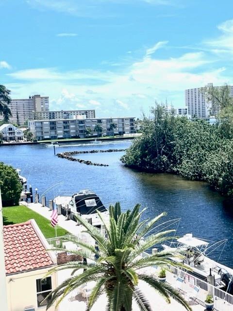 CASA LA QUINTA CONDO - Residential