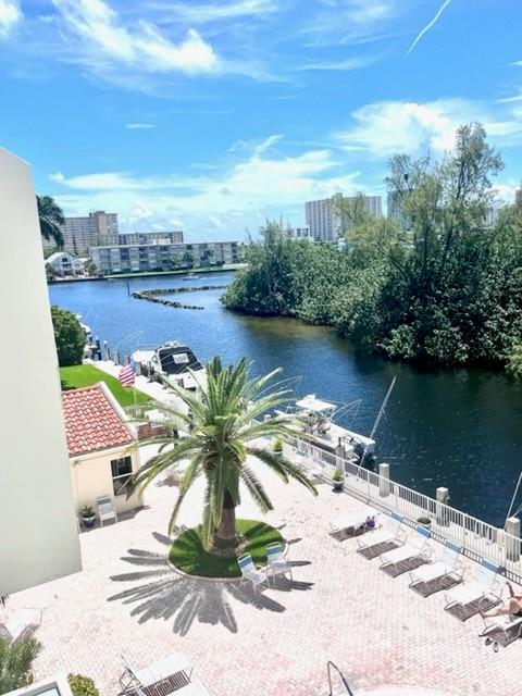 CASA LA QUINTA CONDO - Residential