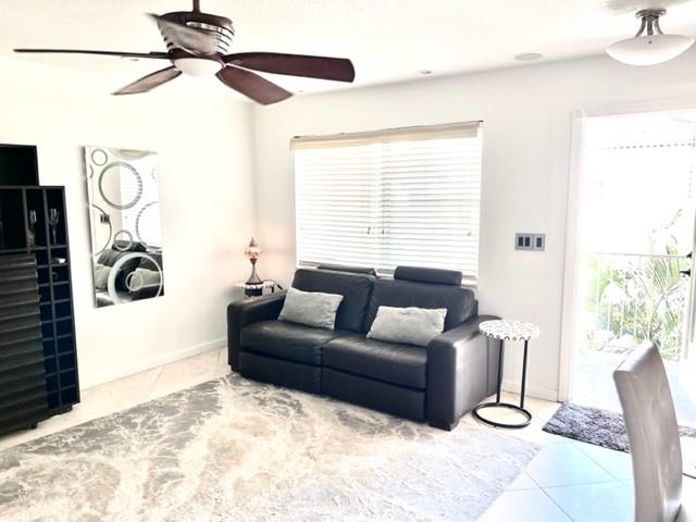 CASA LA QUINTA CONDO - Residential