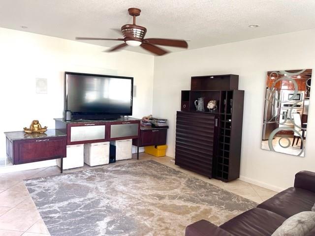 CASA LA QUINTA CONDO - Residential