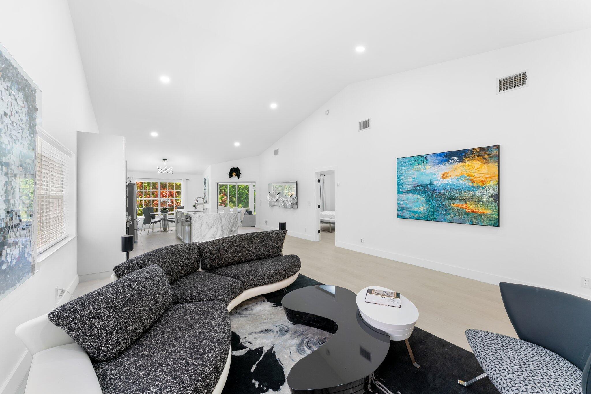 7737 Silver Lake Drive, Delray Beach, FL, 33446/$420,000 4 7737 Silver Lake Drive