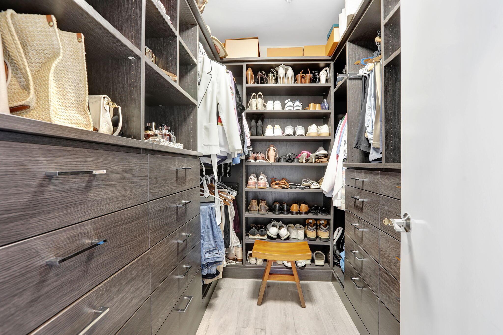 1900 DB AT DEERFIELD BEAC - Residential