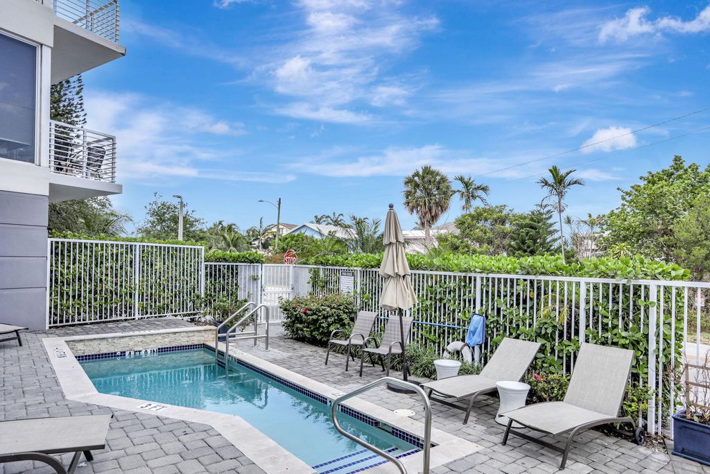 Photo of 1900 SE 2nd Street #501, Deerfield Beach, FL 33441 (MLS # R11089373)