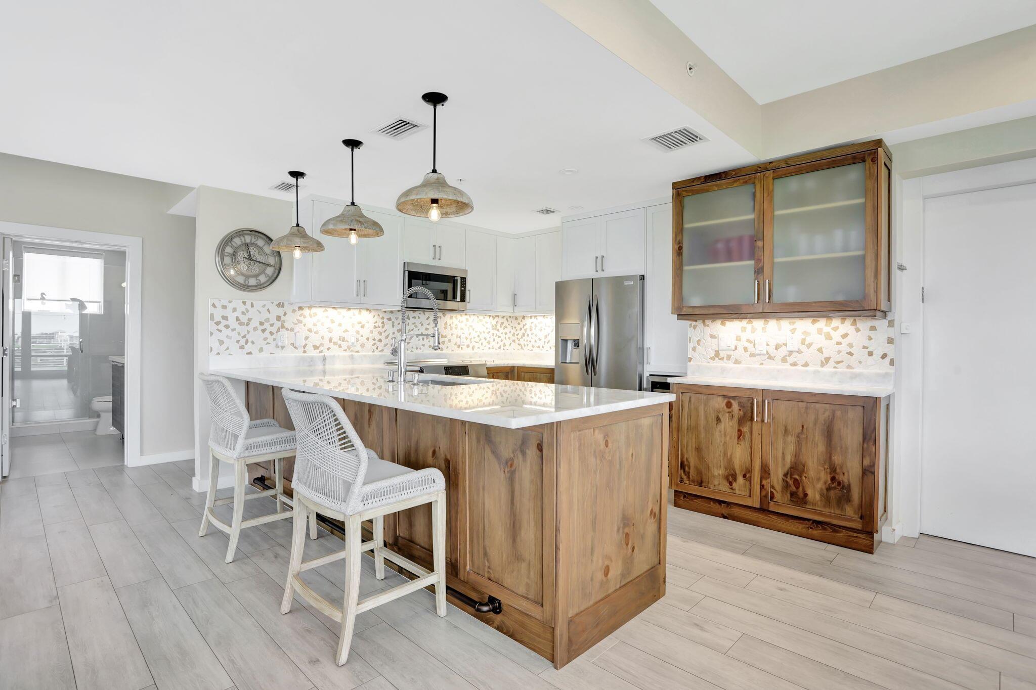 1900 DB AT DEERFIELD BEAC - Residential