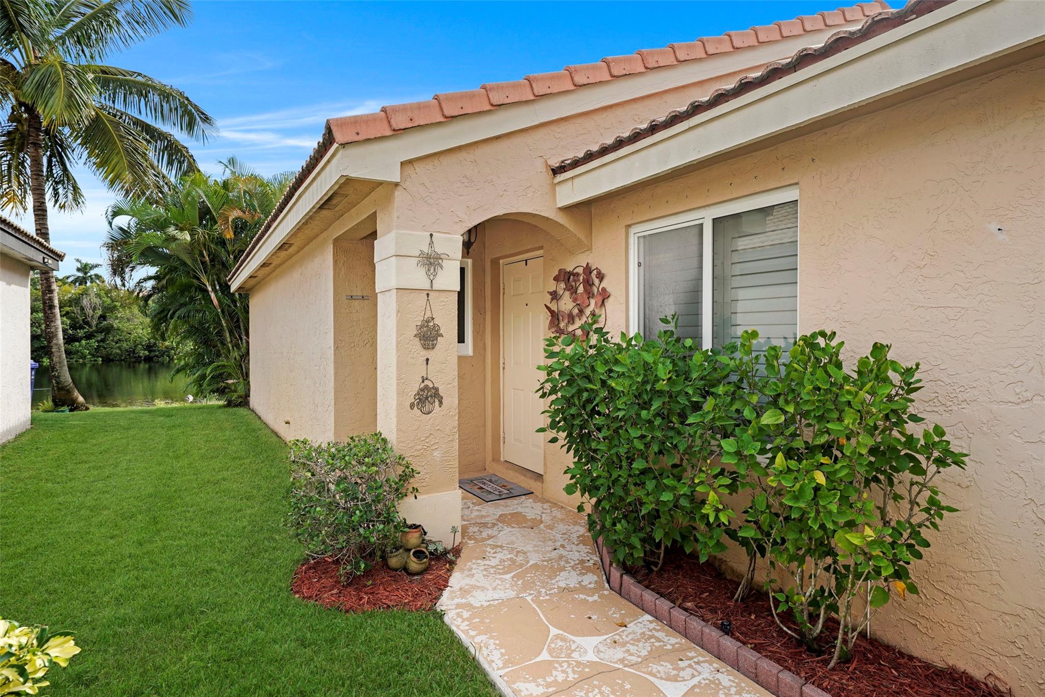 Sapphire Sound - Residential