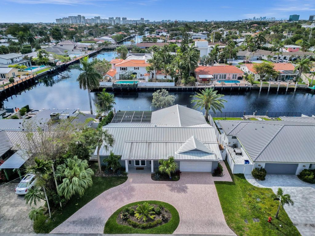 Photo of 2830 NE 60th Street, Fort Lauderdale, FL 33308 (MLS # F10486658)