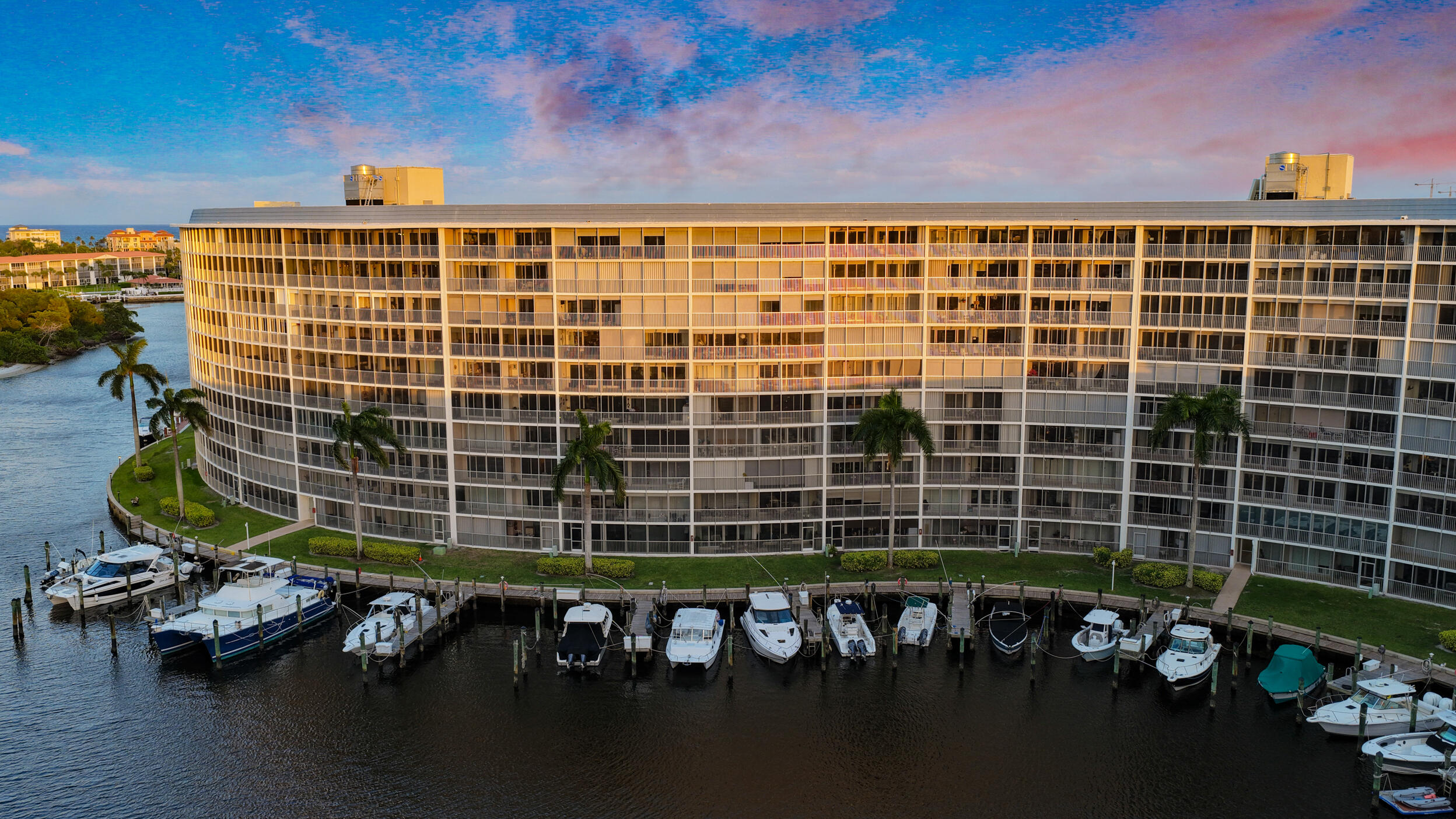 Hillsboro Cove - Residential