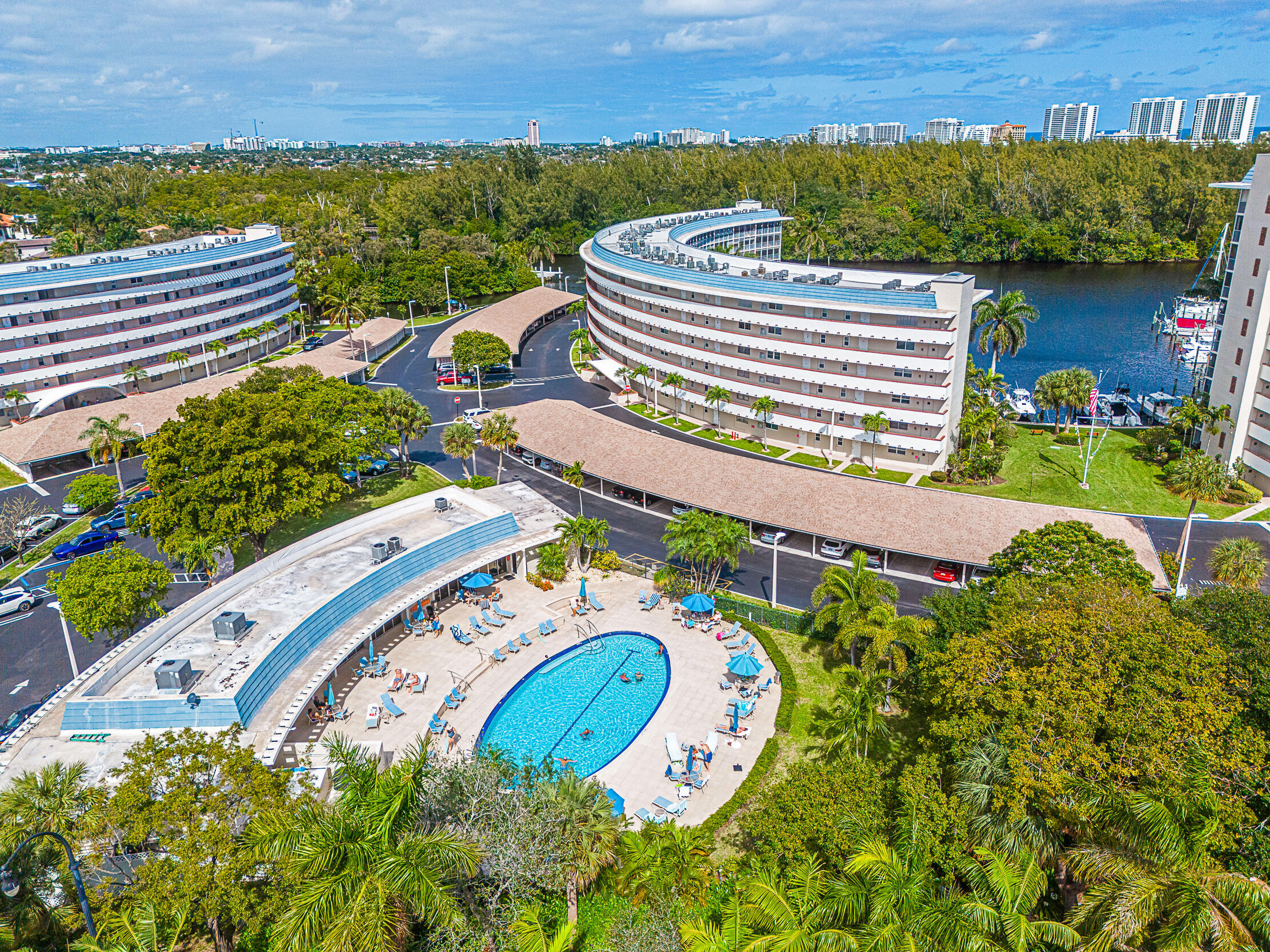 Hillsboro Cove - Residential