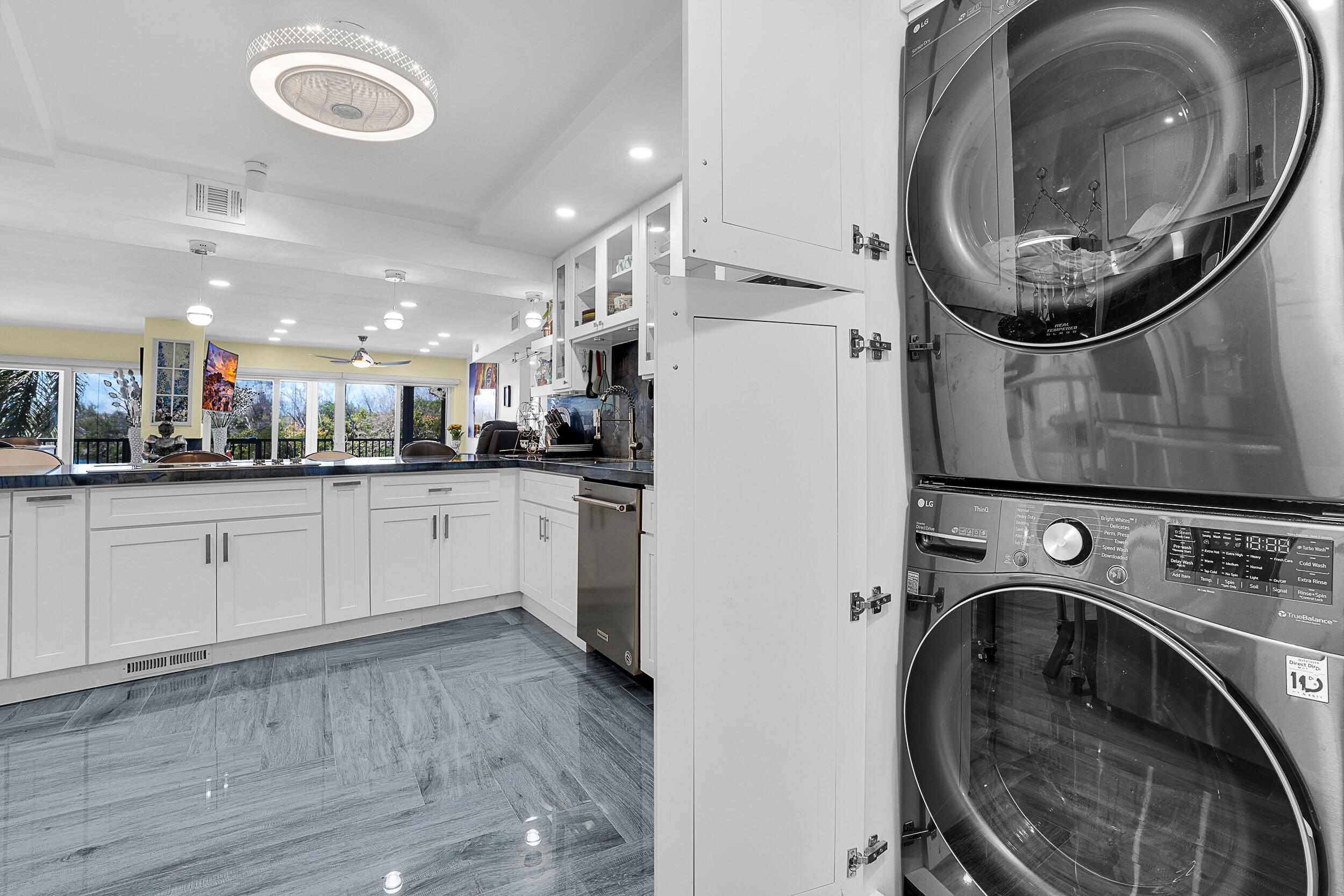 Hillsboro Cove - Residential