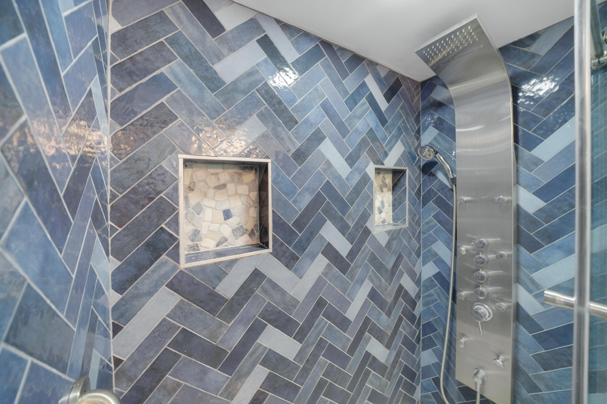 Hillsboro Cove - Residential