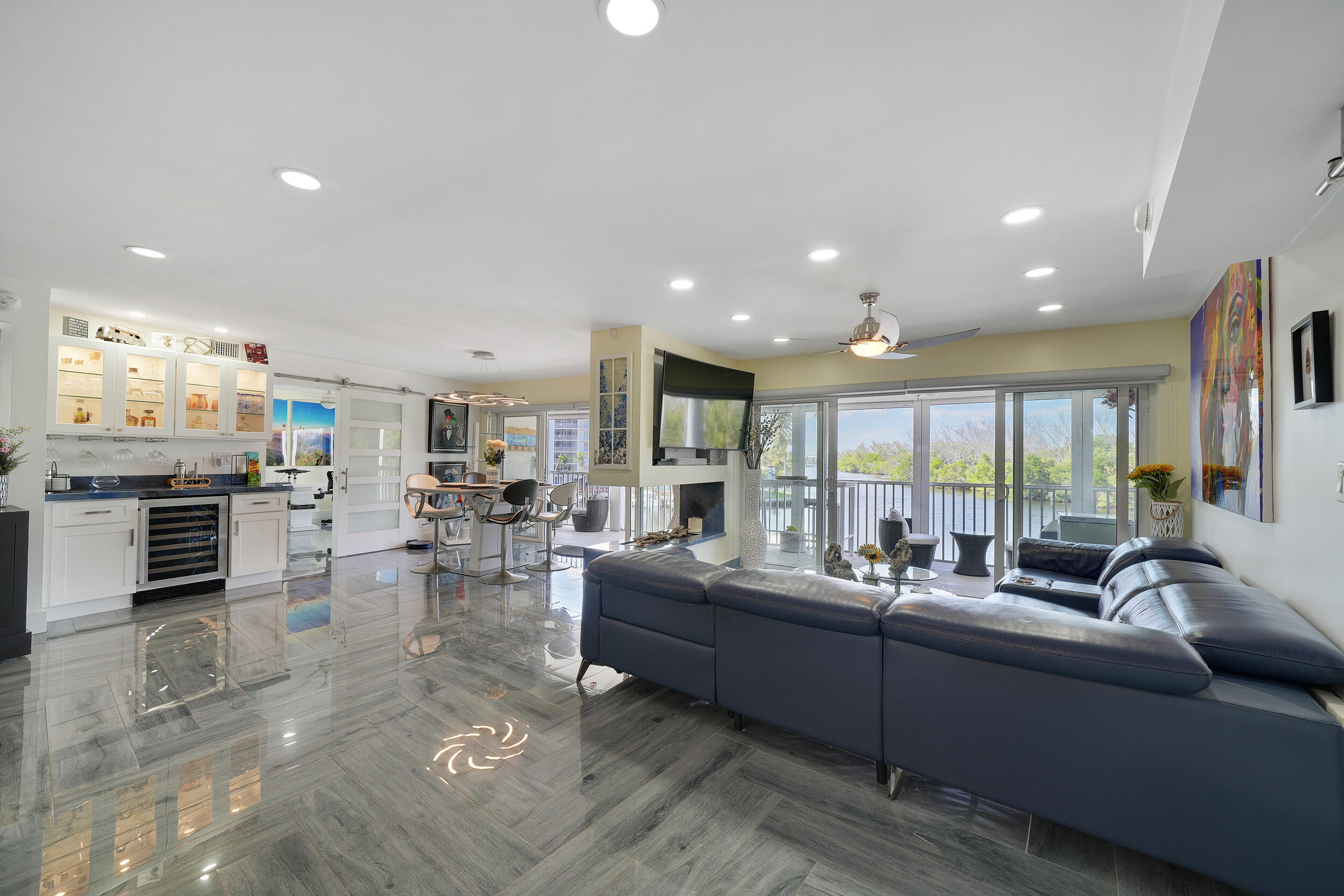 Hillsboro Cove - Residential