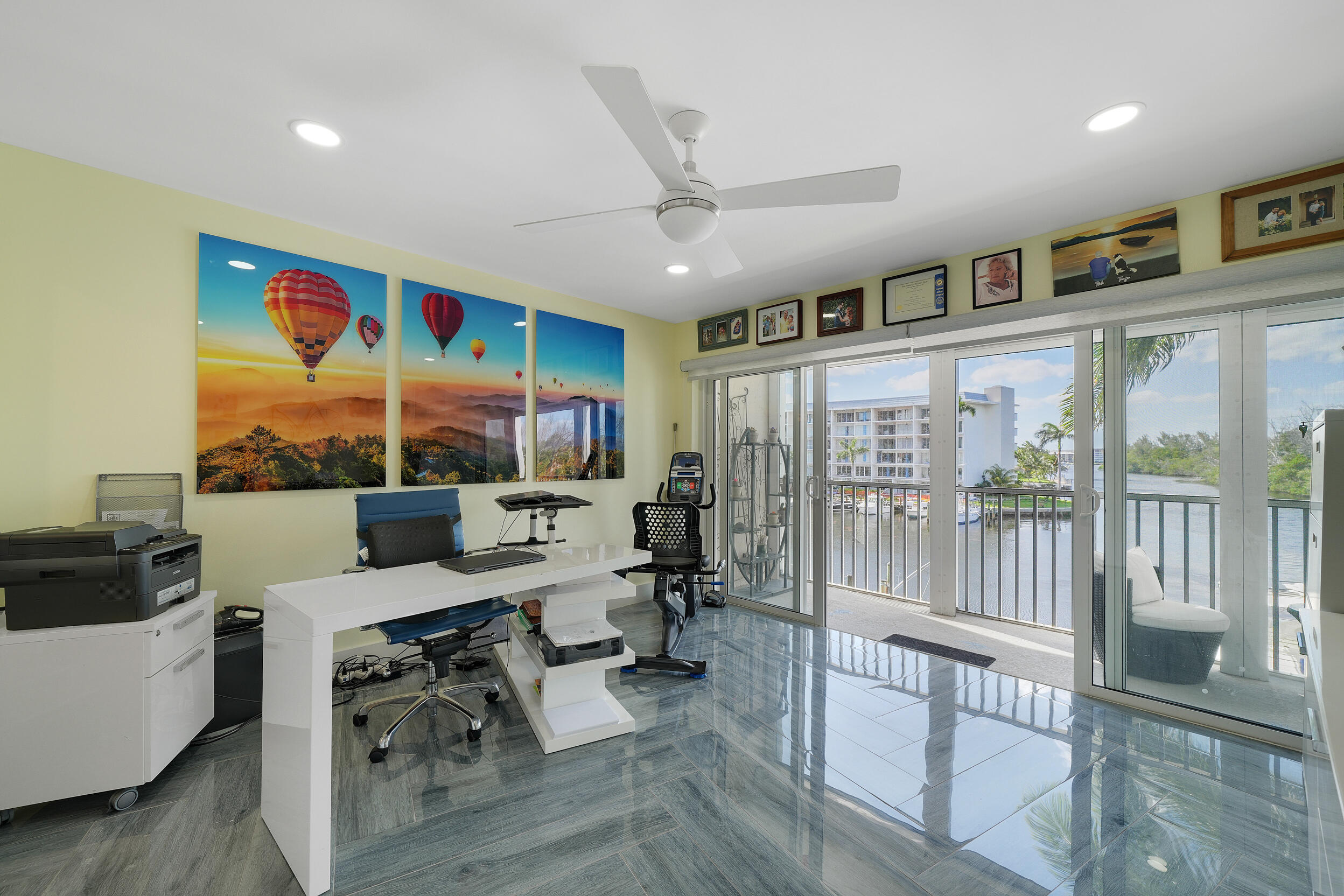 Hillsboro Cove - Residential