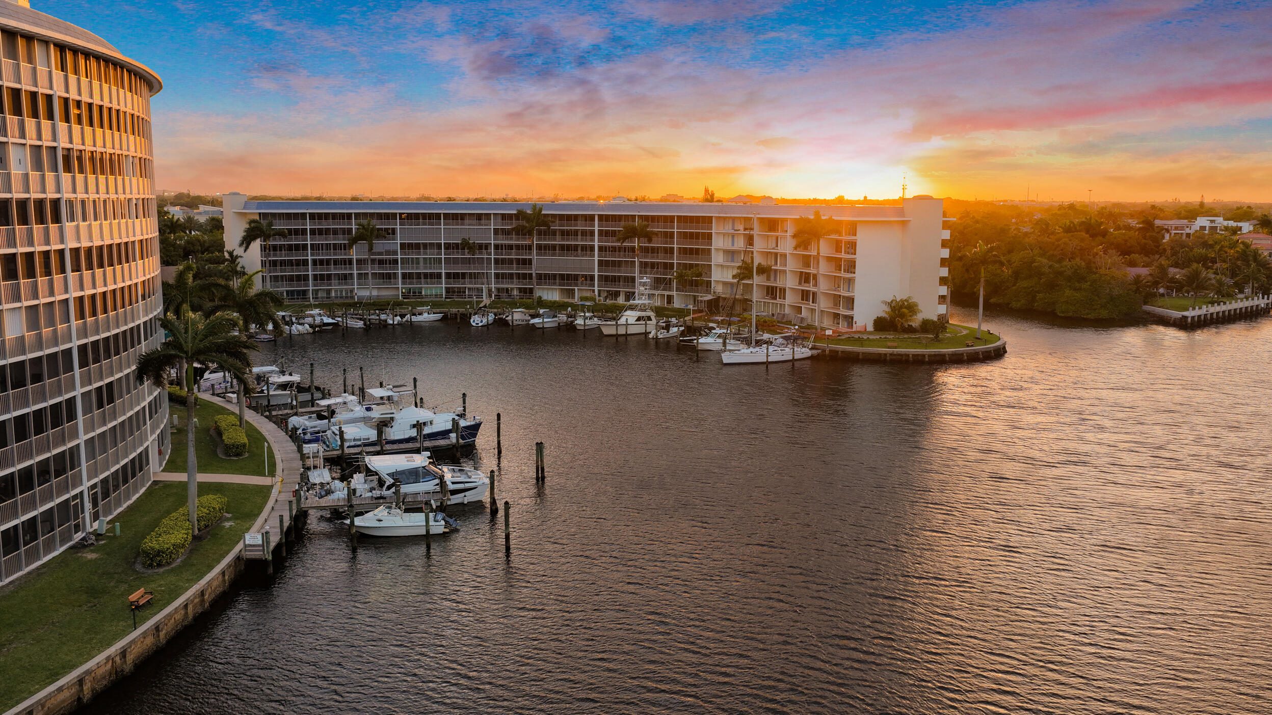 Hillsboro Cove - Residential