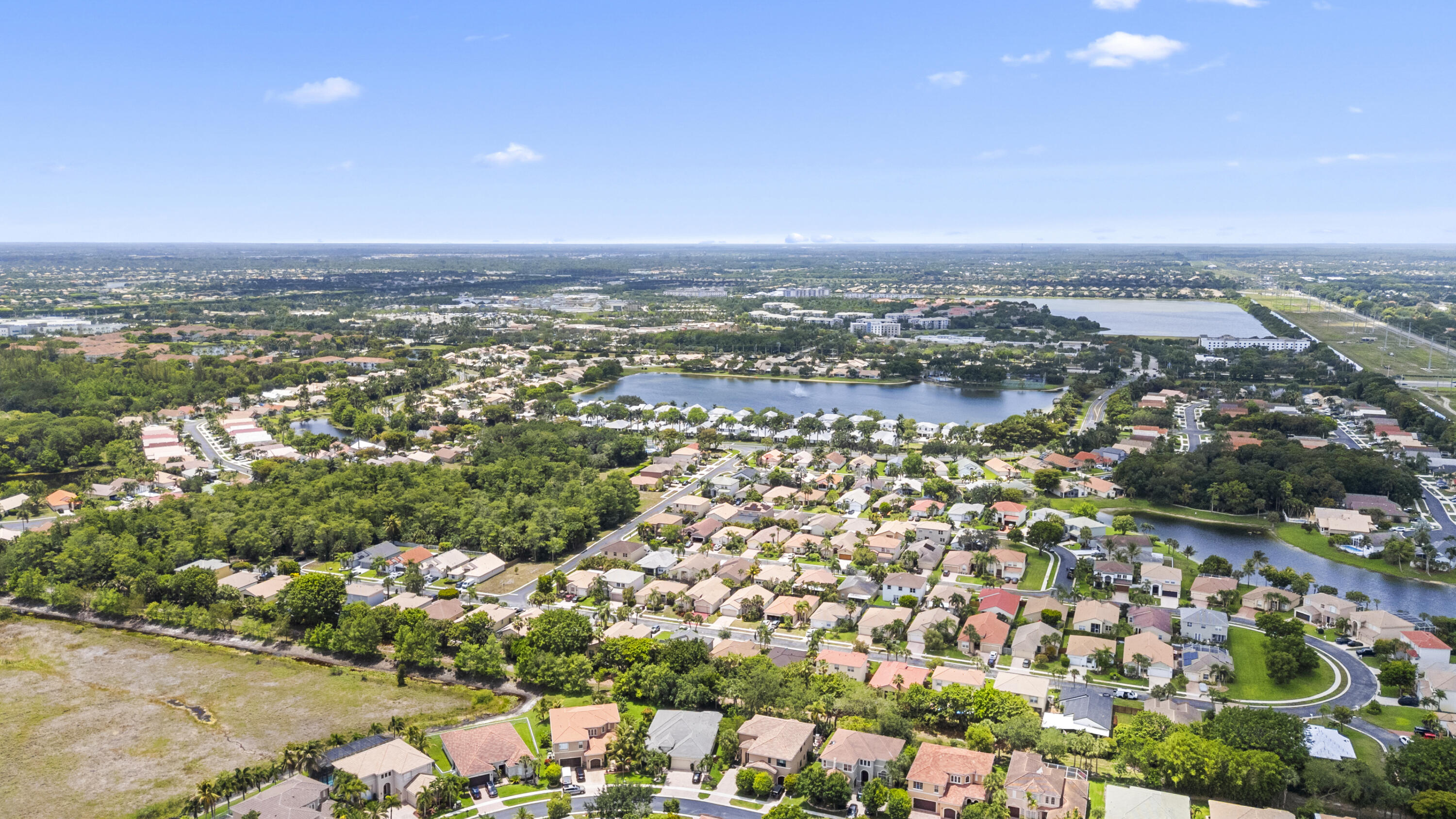 WELLINGTONS EDGE PAR 76 PH 2C - Residential