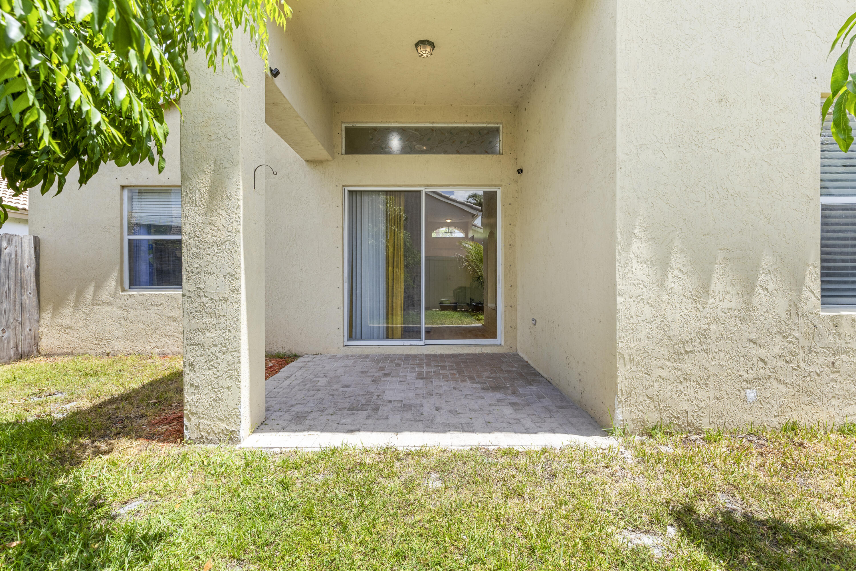 WELLINGTONS EDGE PAR 76 PH 2C - Residential
