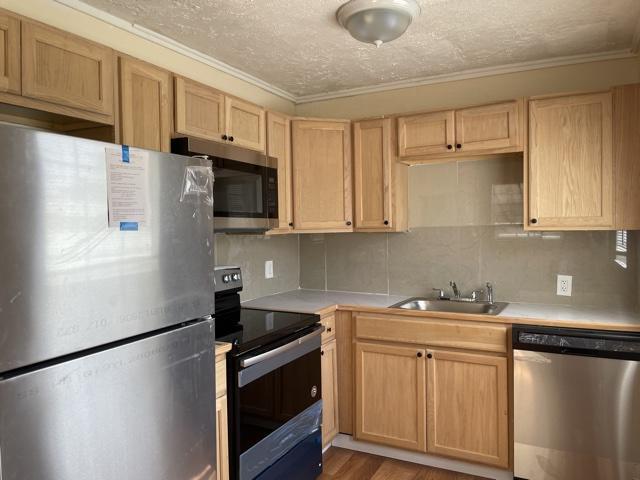 1425 W 30th Street