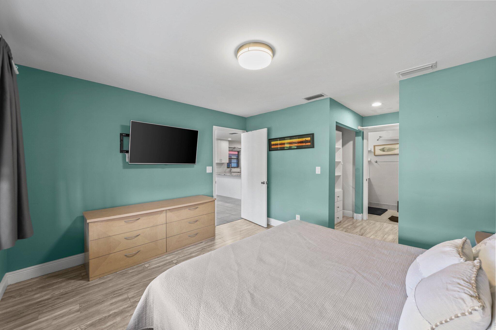 BETHESDA PARK CONDO - Residential