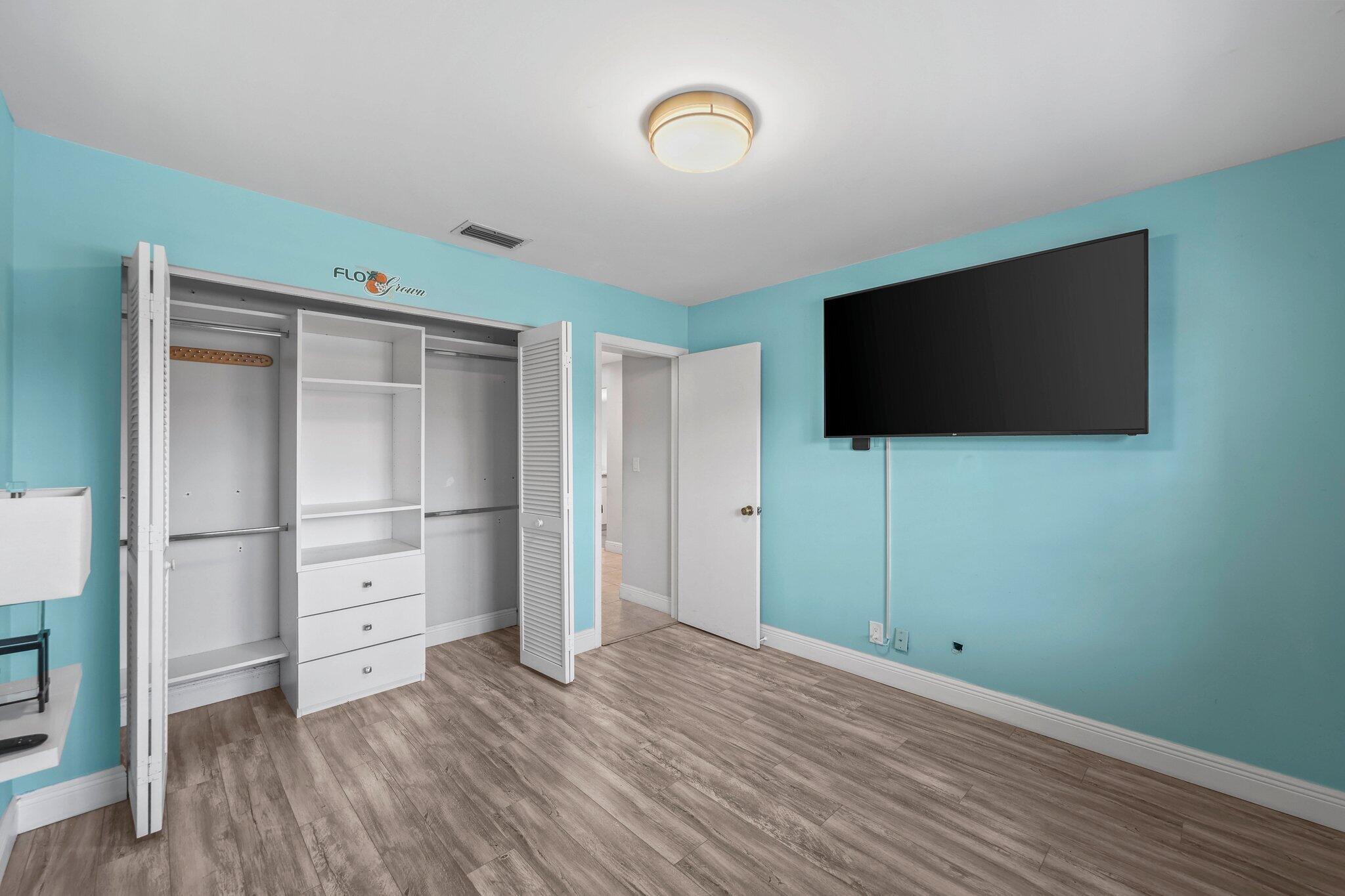 BETHESDA PARK CONDO - Residential