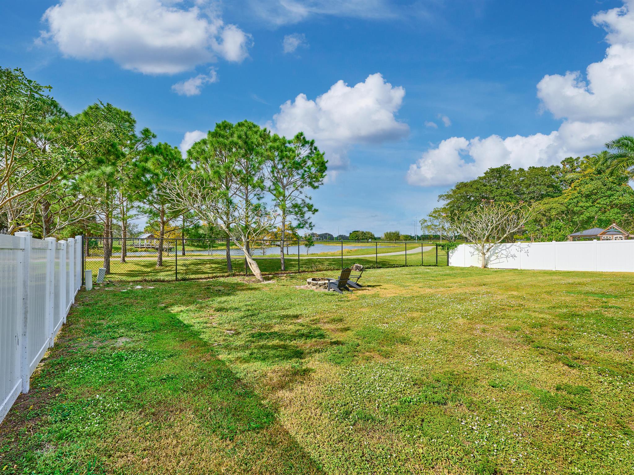 WILLOWS - Residential