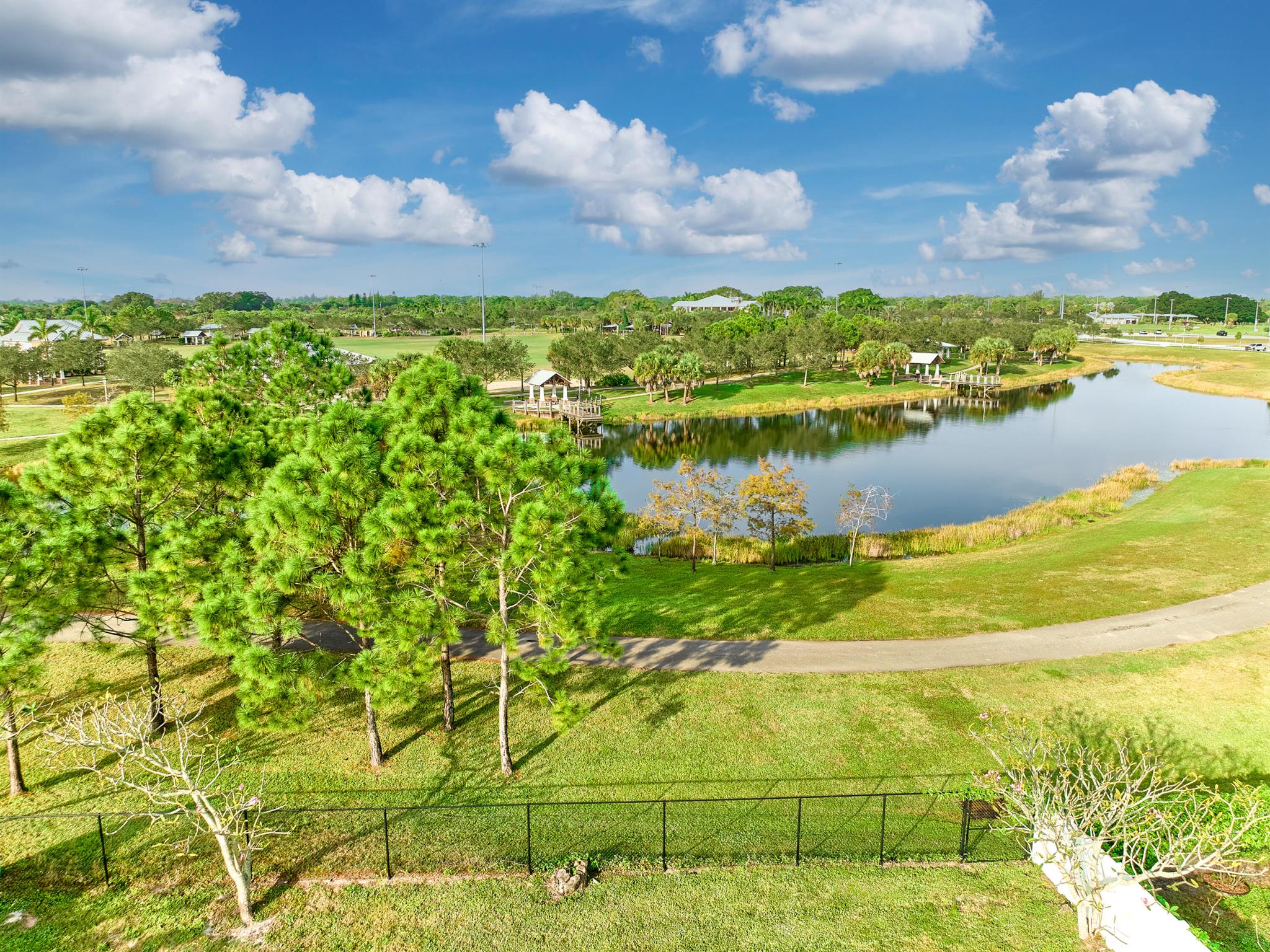 WILLOWS - Residential