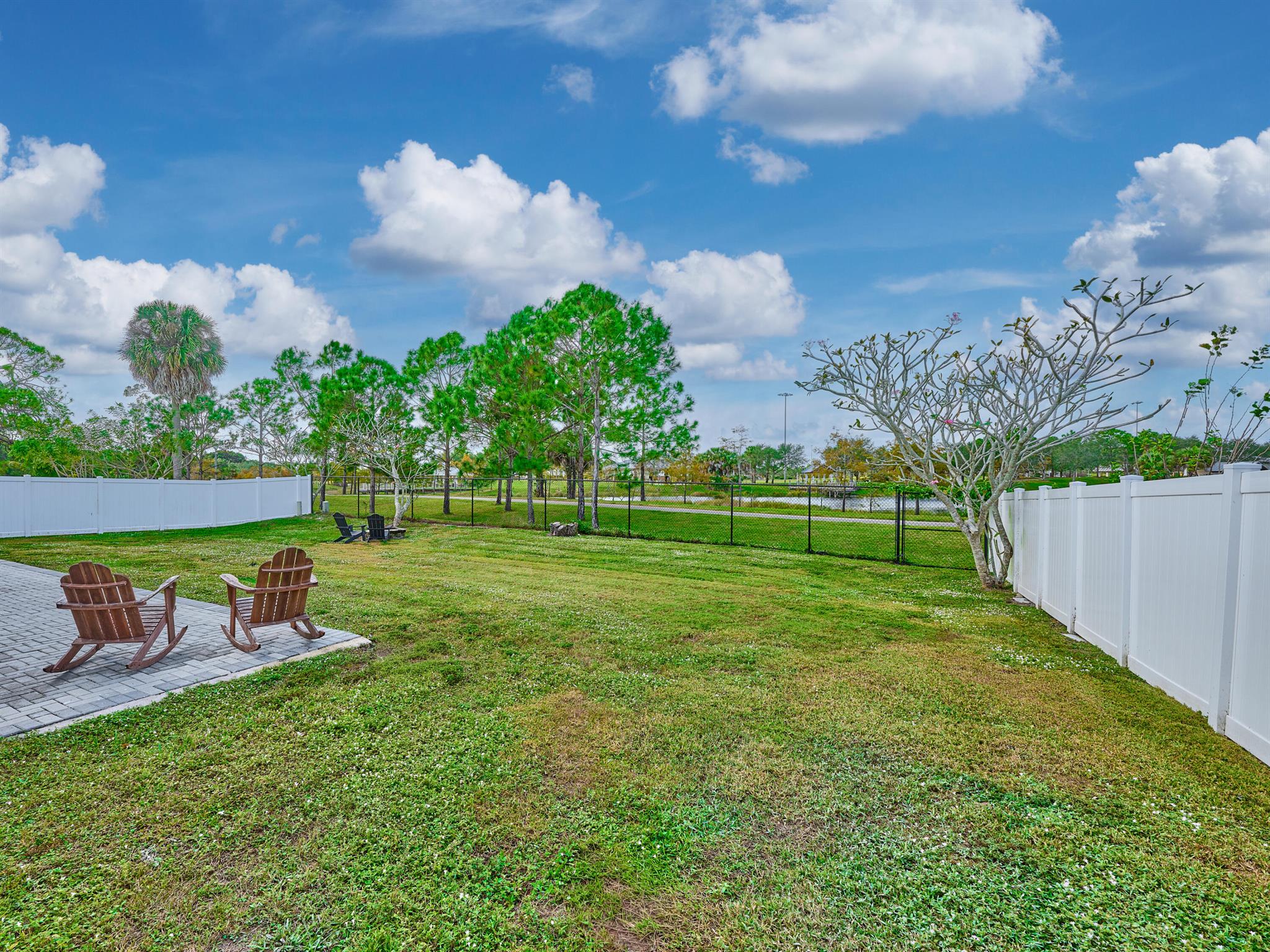 WILLOWS - Residential