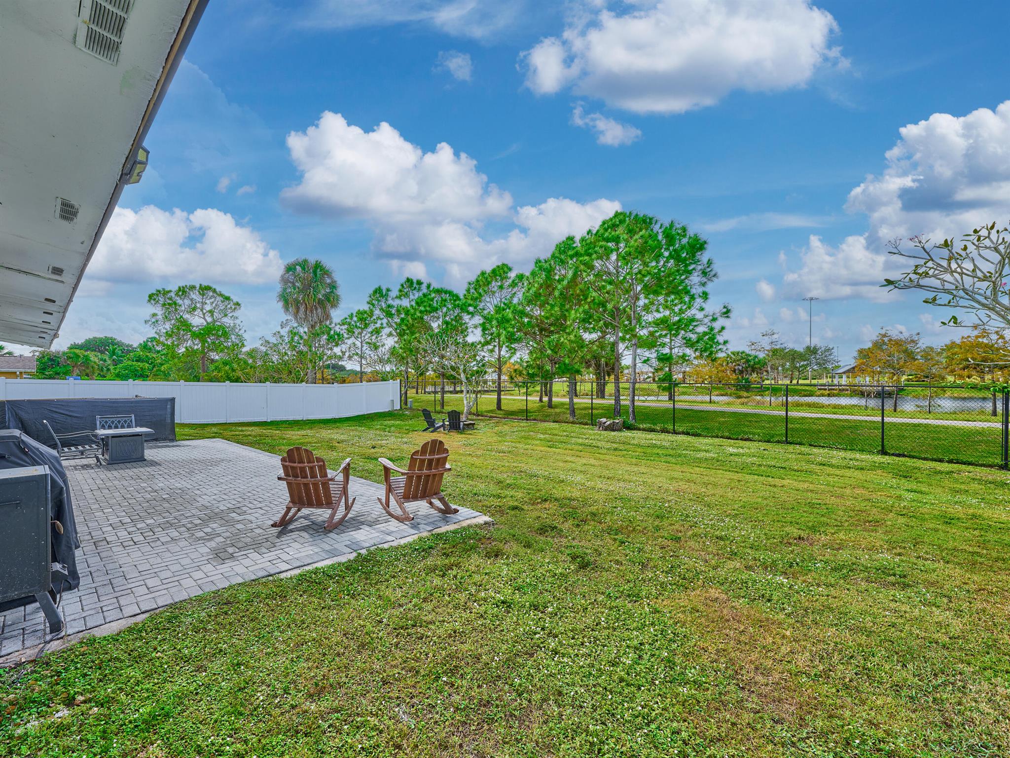 WILLOWS - Residential