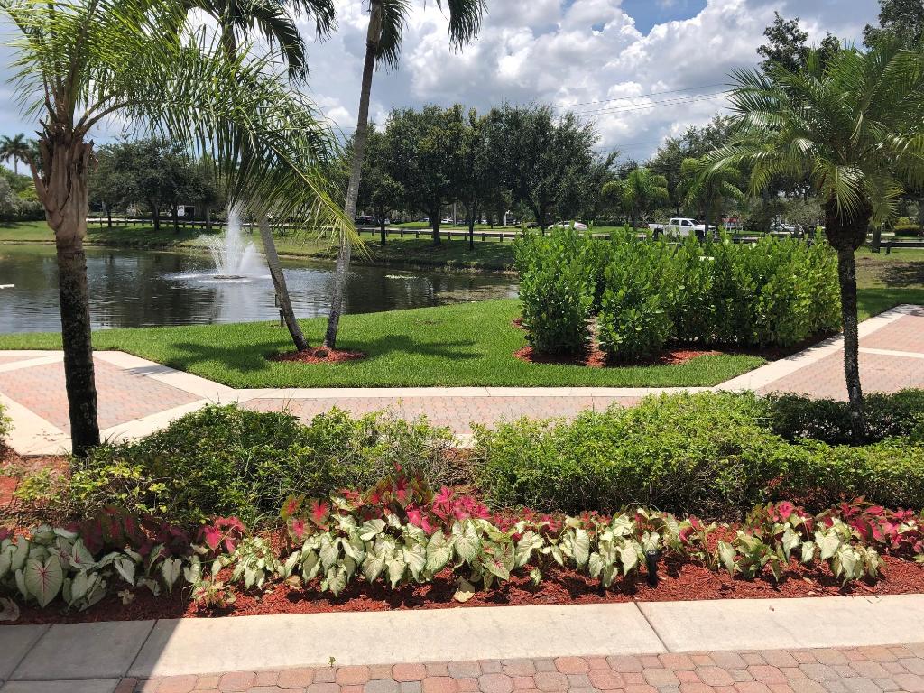 WELLINGTONS EDGE - Residential