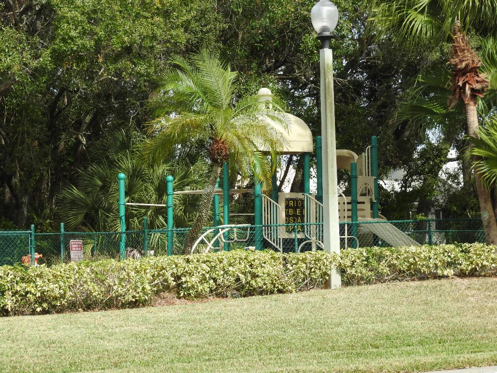 WELLINGTONS EDGE - Residential