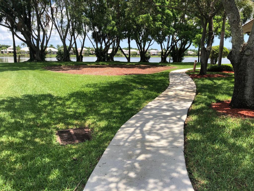 WELLINGTONS EDGE - Residential