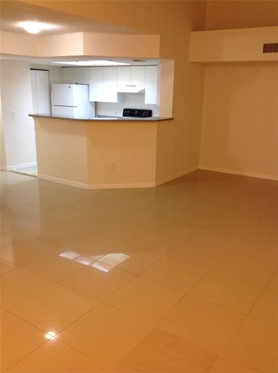 Evergreen Lakes Condo - Residential Lease