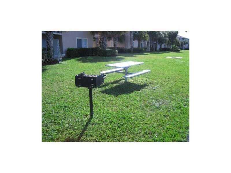 Evergreen Lakes Condo - Residential Lease