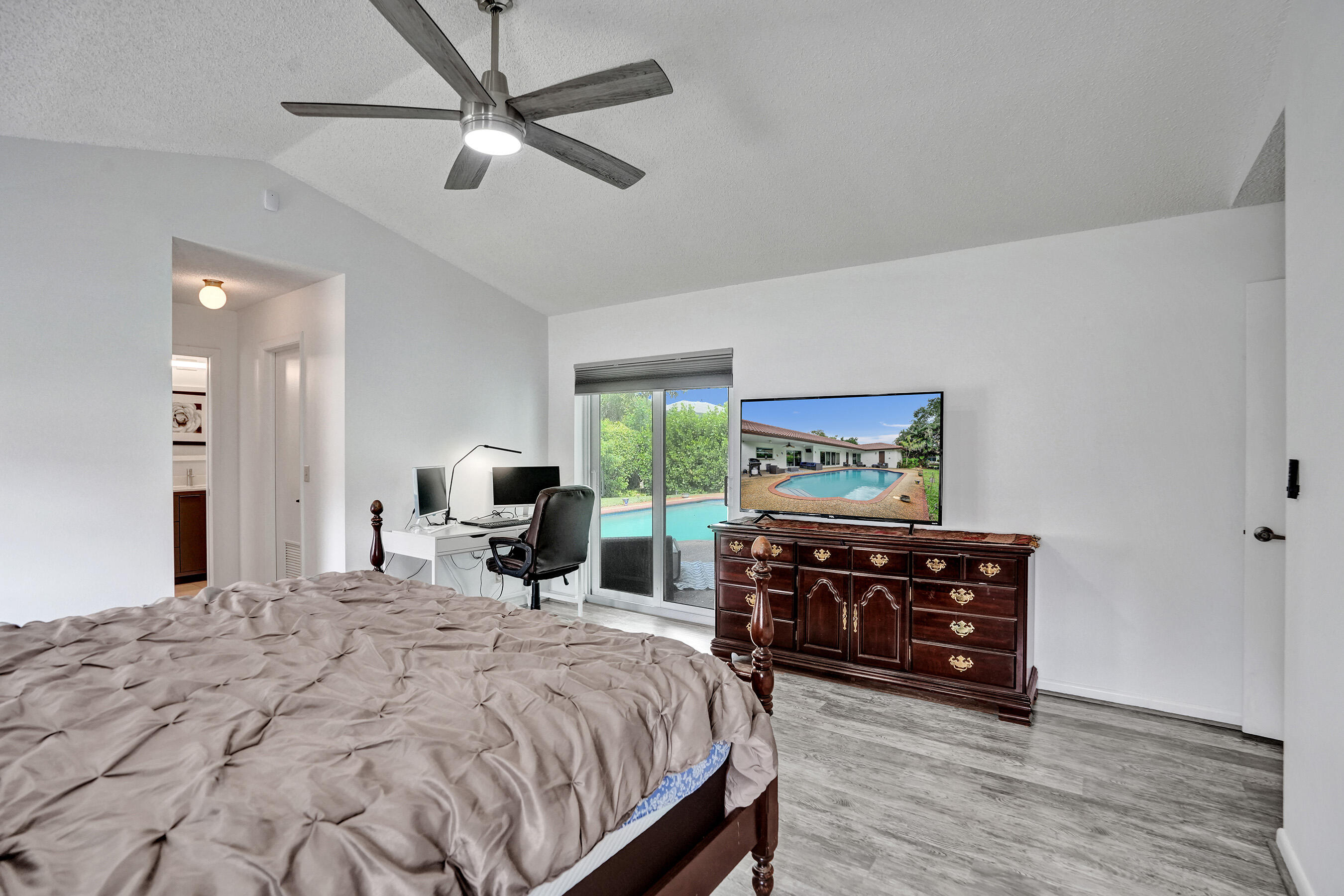 WEST GLEN - Residential