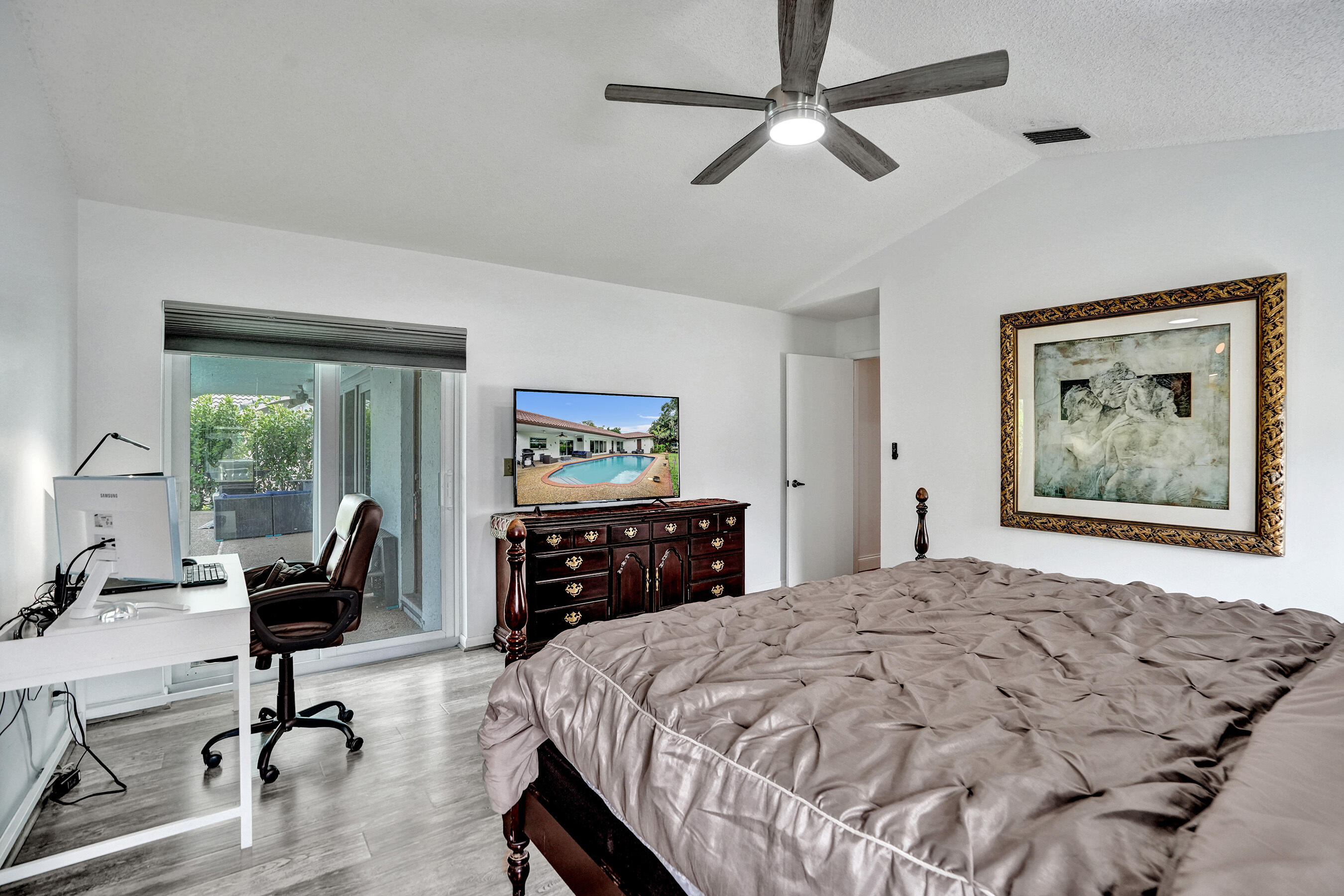 WEST GLEN - Residential