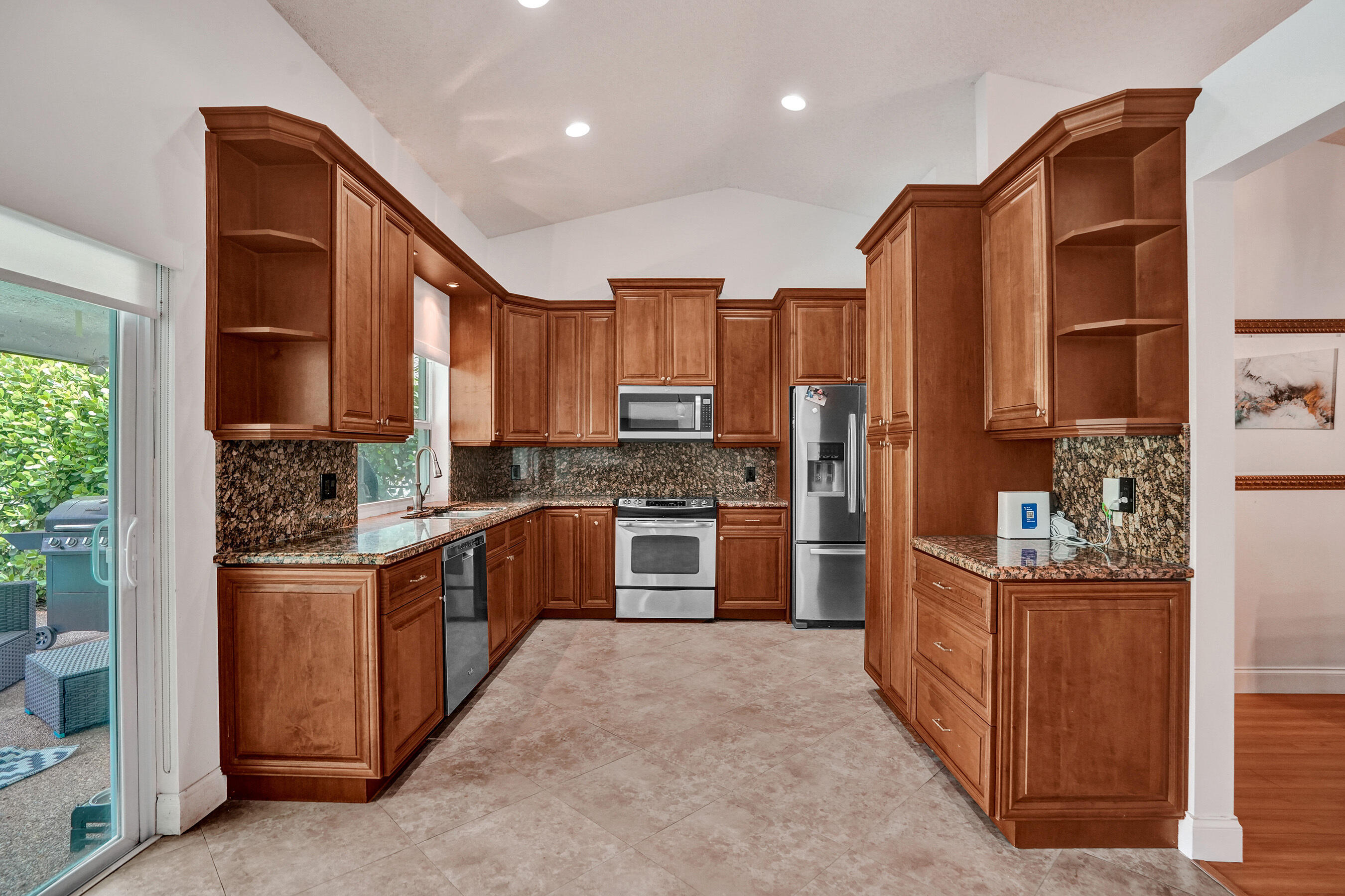 WEST GLEN - Residential