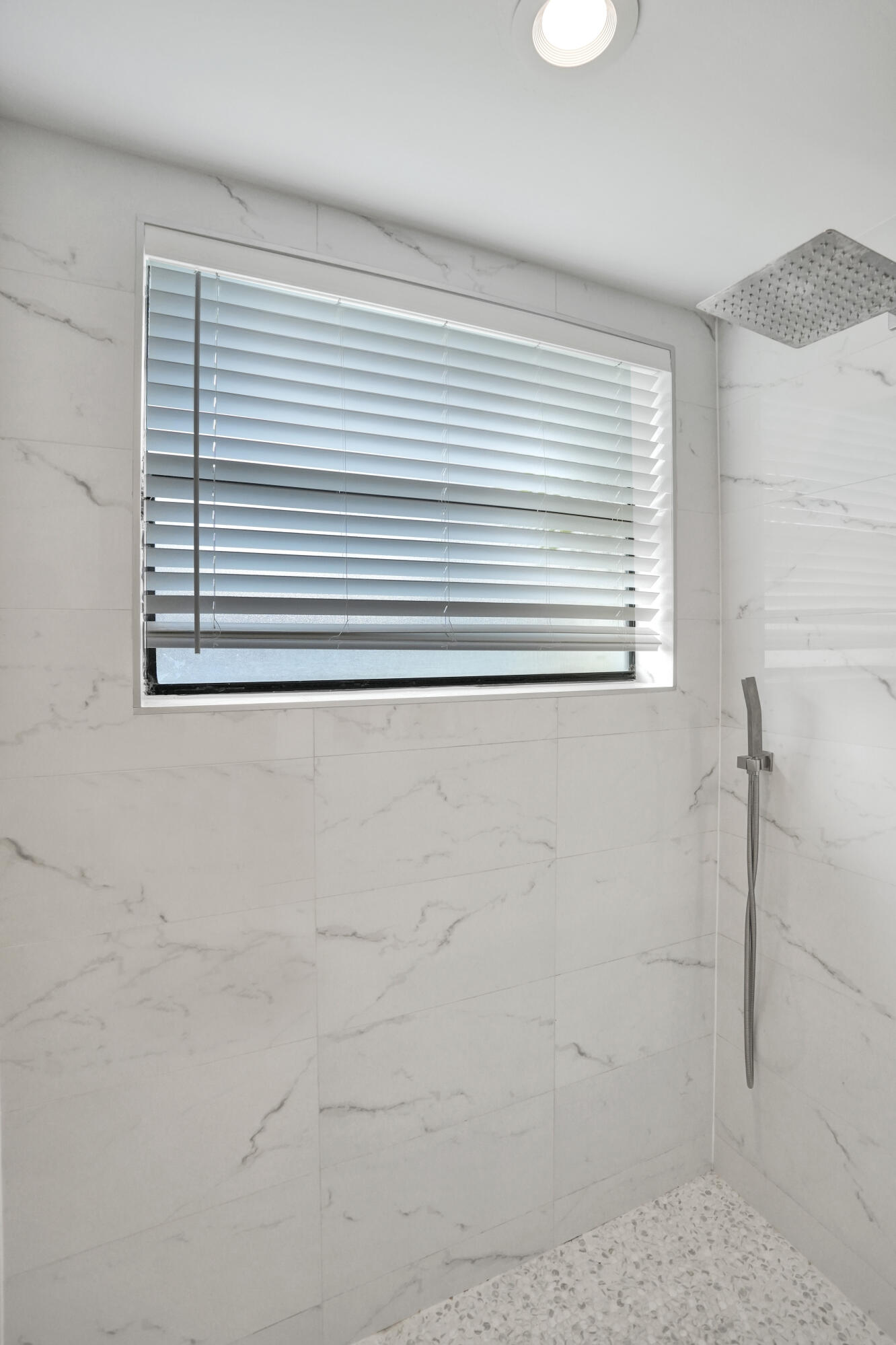 WEST GLEN - Residential