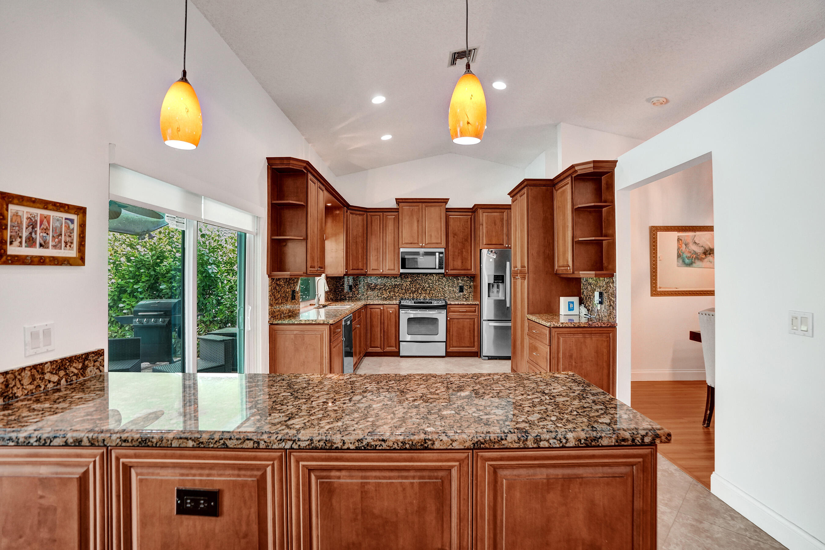 WEST GLEN - Residential