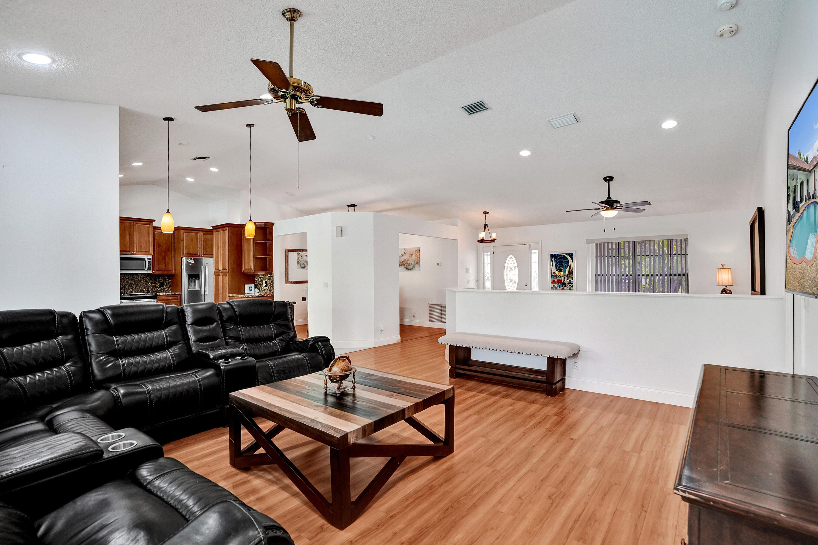 WEST GLEN - Residential