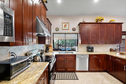 Tiny photo for 10662 NW 7th Place, Coral Springs, FL 33071 (MLS # B26048011)