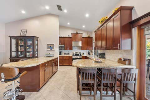 Tiny photo for 10662 NW 7th Place, Coral Springs, FL 33071 (MLS # B26048011)