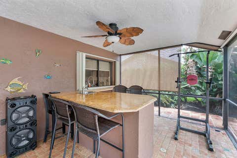 Tiny photo for 10662 NW 7th Place, Coral Springs, FL 33071 (MLS # B26048011)