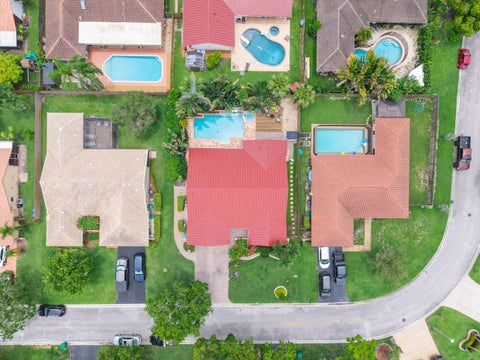 Tiny photo for 10662 NW 7th Place, Coral Springs, FL 33071 (MLS # B26048011)