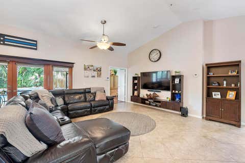 Tiny photo for 10662 NW 7th Place, Coral Springs, FL 33071 (MLS # B26048011)